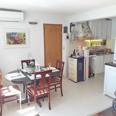 Apartment Rita Ston